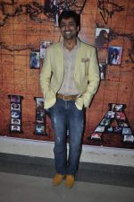 Anuj Saxena at Paranthe Wali Gali film promotions at Drishti college festival of NM College in Parle, Mumbai on 23d Dec 2013